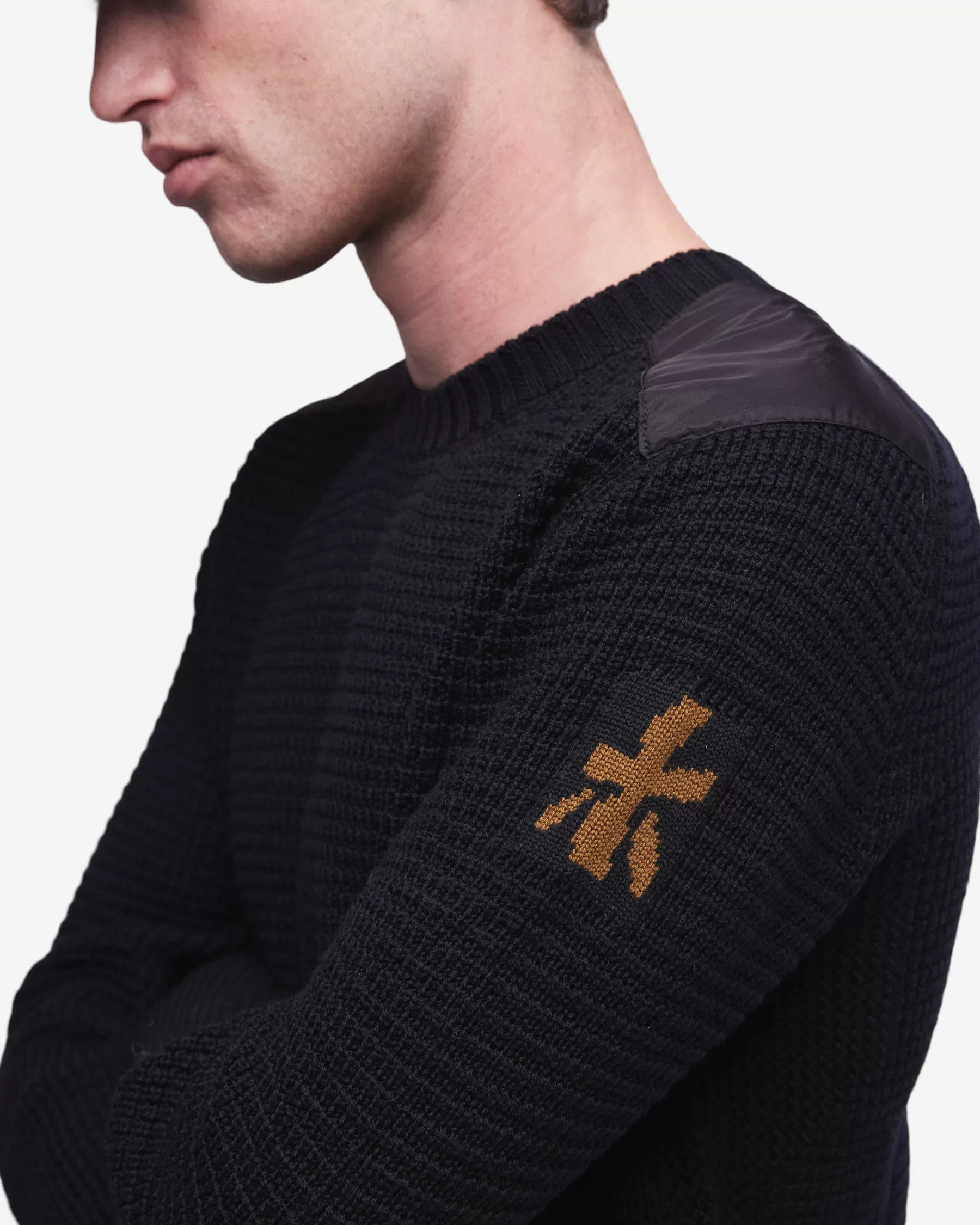 Premiata Maglieria>Maglia girocollo in lana con dettagli in nylon